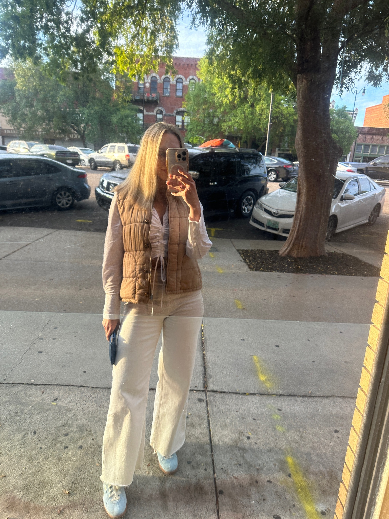 Here’s what I wore to a casual dinner out with a dear friend✨

The weather here in Aiken is quite warm but gets cooler in the evenings when the sun goes down, I opted for an easy layer. I love pairing vests with an outfit during transitional seasons 

neutral outfit ideas, layering, ankle crop flare jeans, spring fashion, zara finds, rent the runway, americana style, creative fashion 

#LTKSeasonal #LTKFindsUnder100 #LTKStyleTip