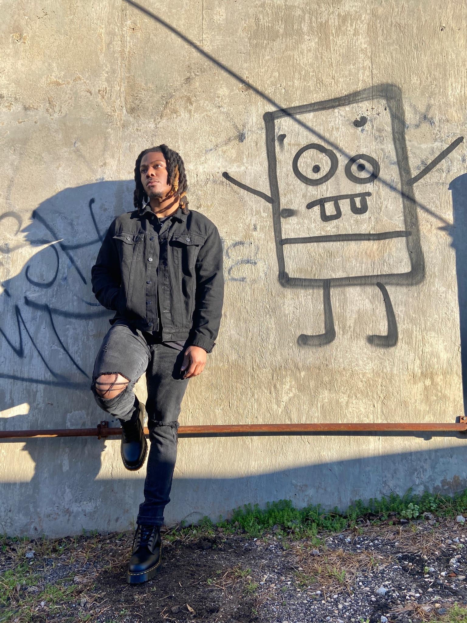 Dressed in all black. 

#LTKstyletip #LTKfit #LTKmens