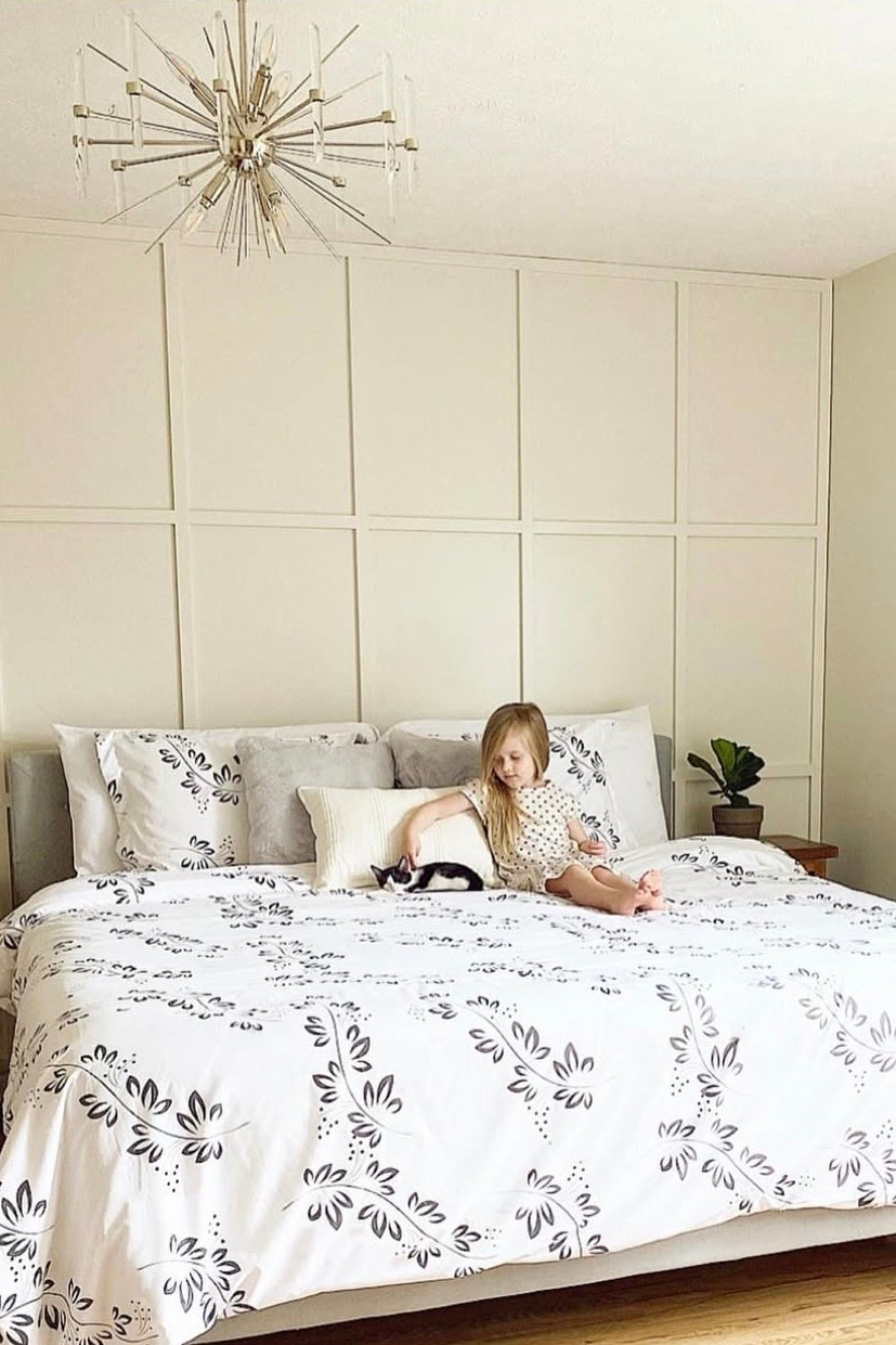 Black and white bed for a tuxedo kitty 🐈‍⬛ 🤍☁️ #kitten #rescuepet 

#LTKPets #LTKKids #LTKFindsUnder50