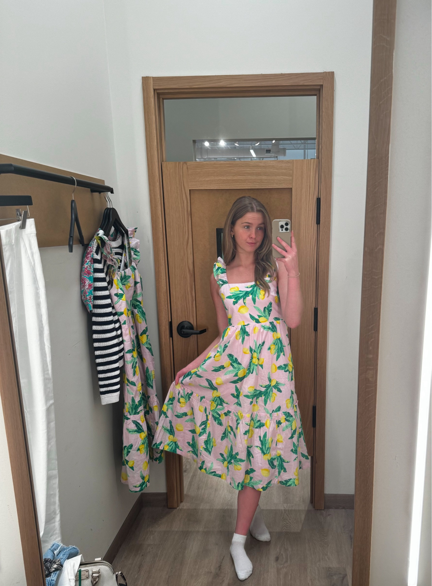 J Crew Factory Dress 🍋 super cute for summer dinners or work :) 