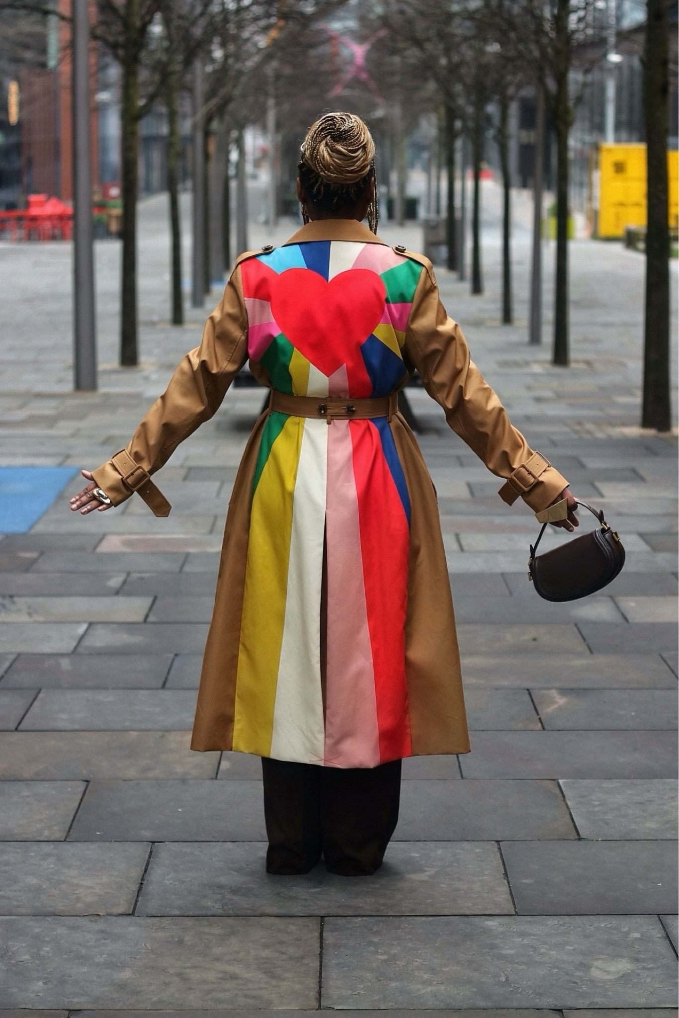 COAT!!!🤯When the back of your trench is the main character ❤️

#LTKspring #LTKstyletip #LTKuk