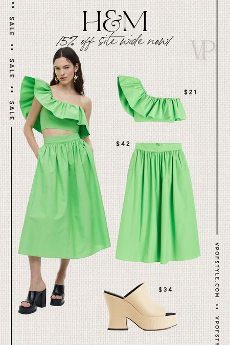 Cute set for your next vacay or for spring summer on sale and both under $50! 
Spring outfit 
Vacation outfit 
Affordable fashion finds
Affordable outfit 
Two piece set
One shoulder top
MIDI skirt 

#LTKSeasonal #LTKunder50 #LTKsalealert