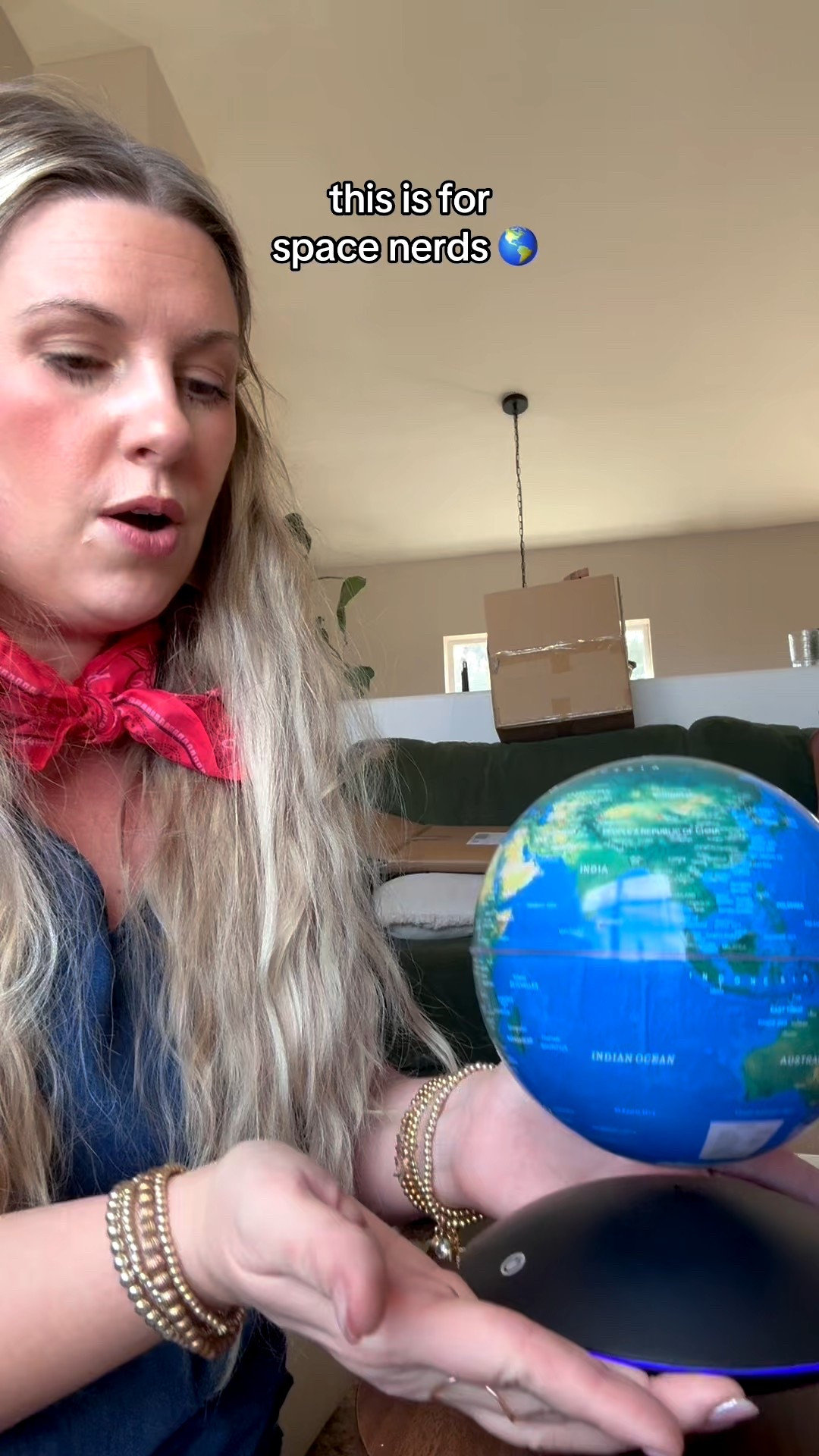 Watch your workspace come alive with this floating globe—it’s mesmerizing, futuristic, and oddly calming. Perfect for home, office, or gifting to anyone who loves a little wow factor.

#magneticlevitation #floatingglobe #deskdecor #tiktokshopfinds #homeofficevibes

#LTKValentine #LTKdayinmylife #LTKNYFW