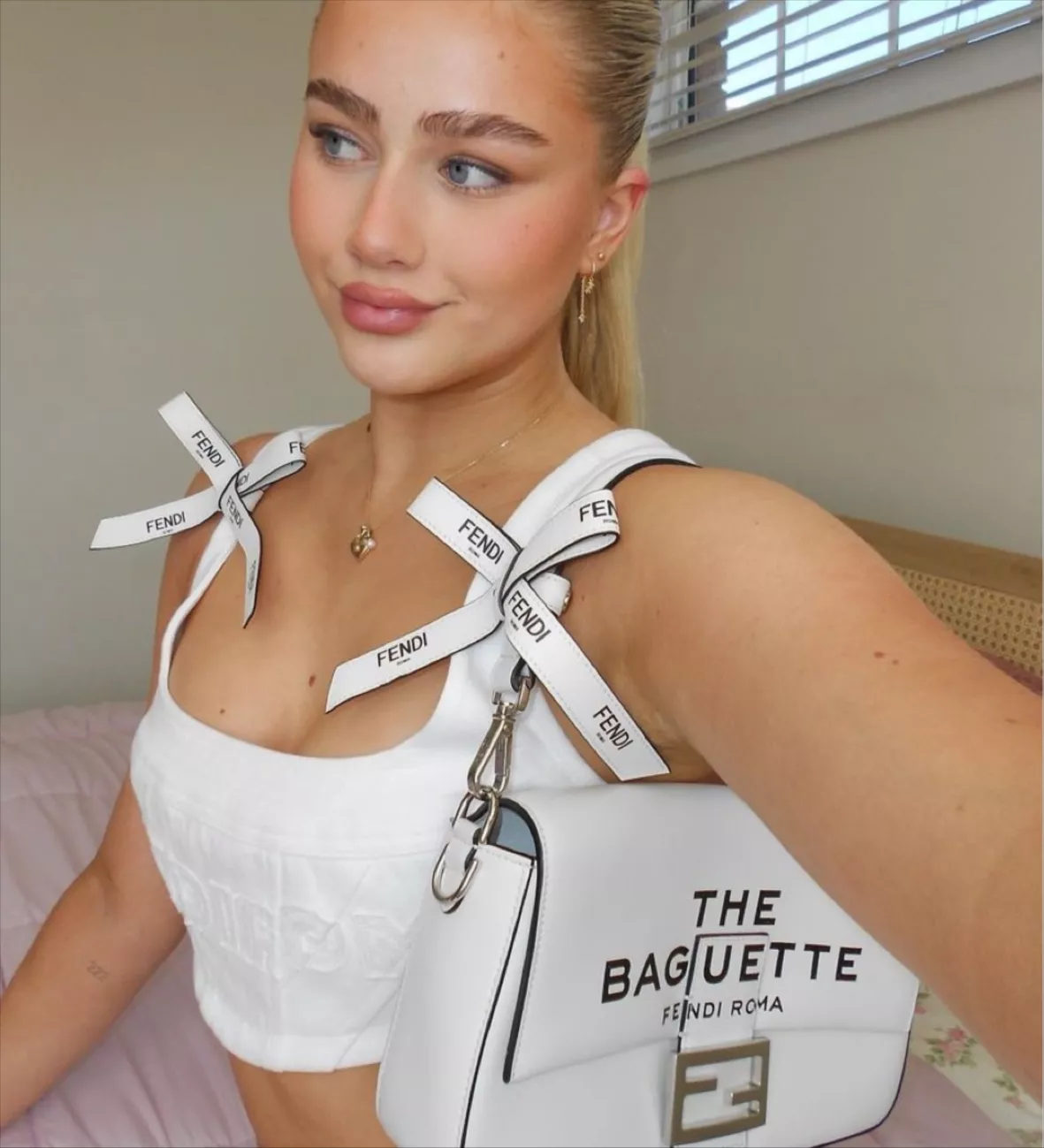Lorri White Knit Ruffle Shorts – Beginning Boutique NZ