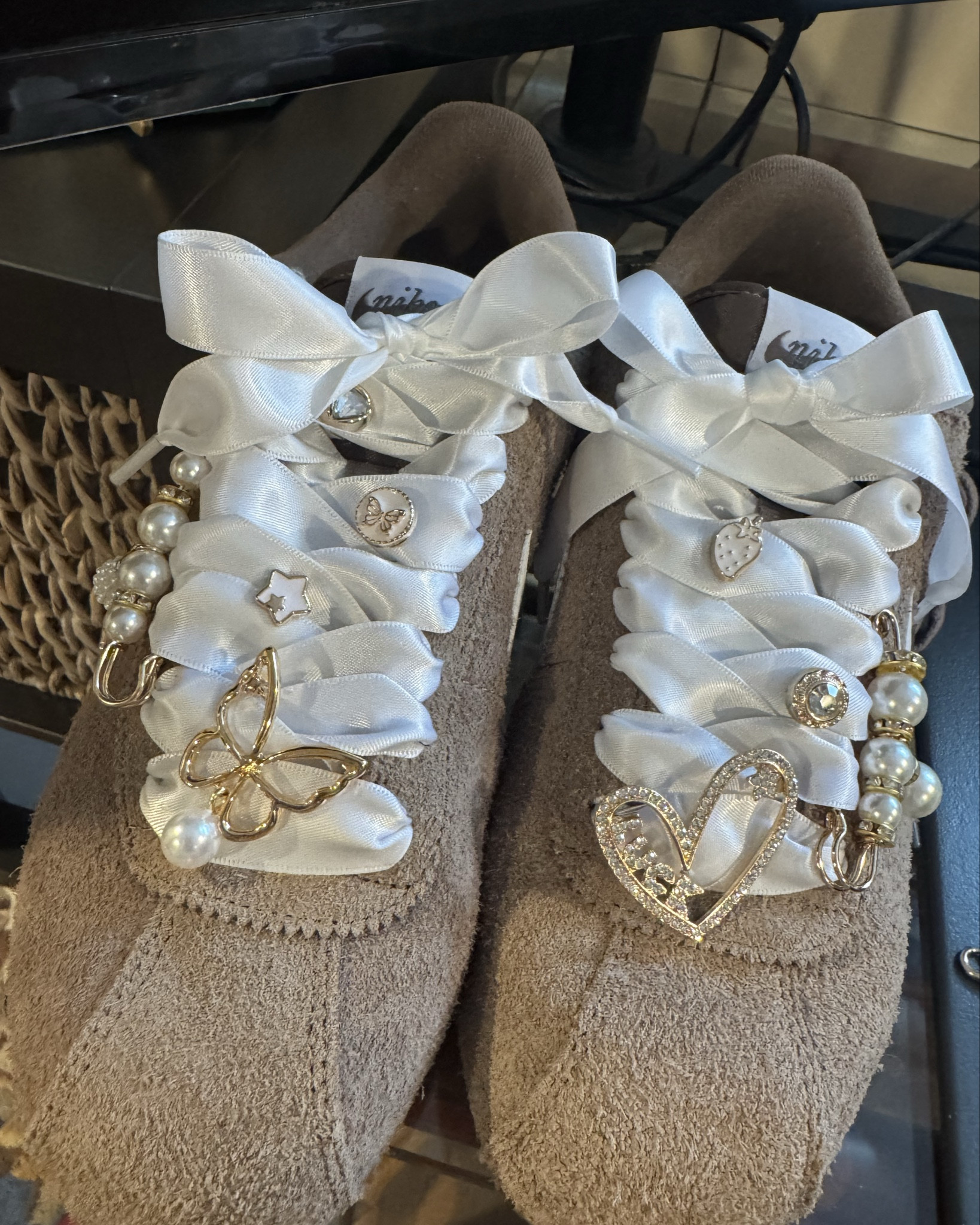 Shoes sized up .5 

#LTKFindsUnder50 #LTKStyleTip #LTKWatchNow