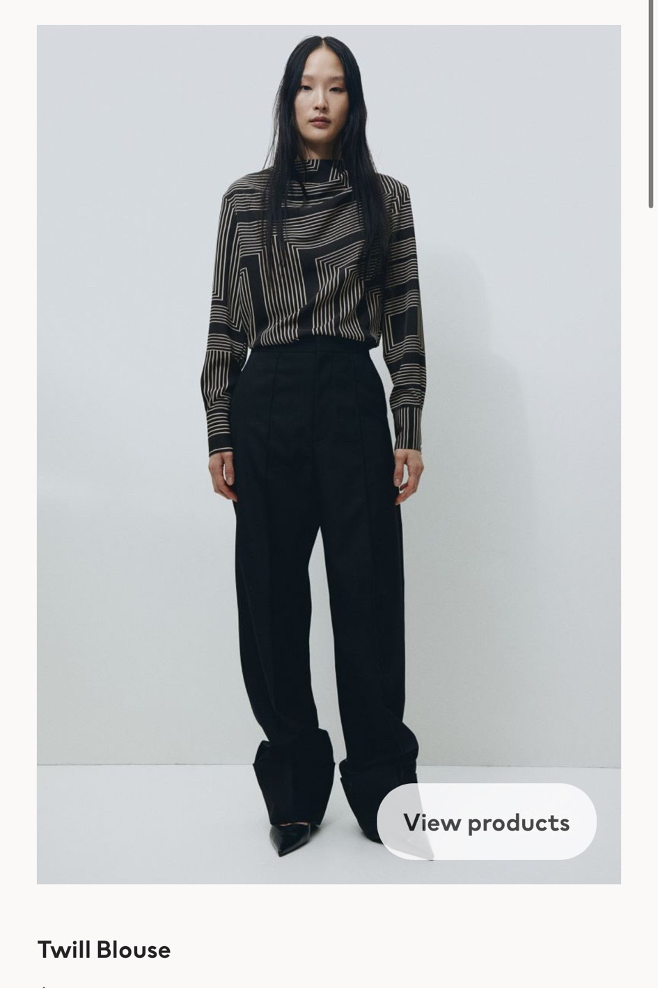 H&M Twill Blouse 

#LTKSeasonal #LTKfindsunder50