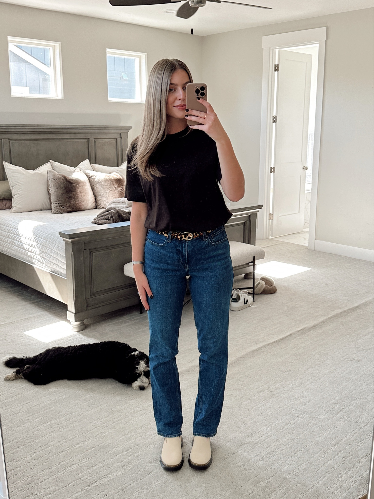 Fall outfit idea! Brown tshirt (small), leopard belt, 90s jeans (6L)

#LTKSeasonal #LTKFindsUnder100