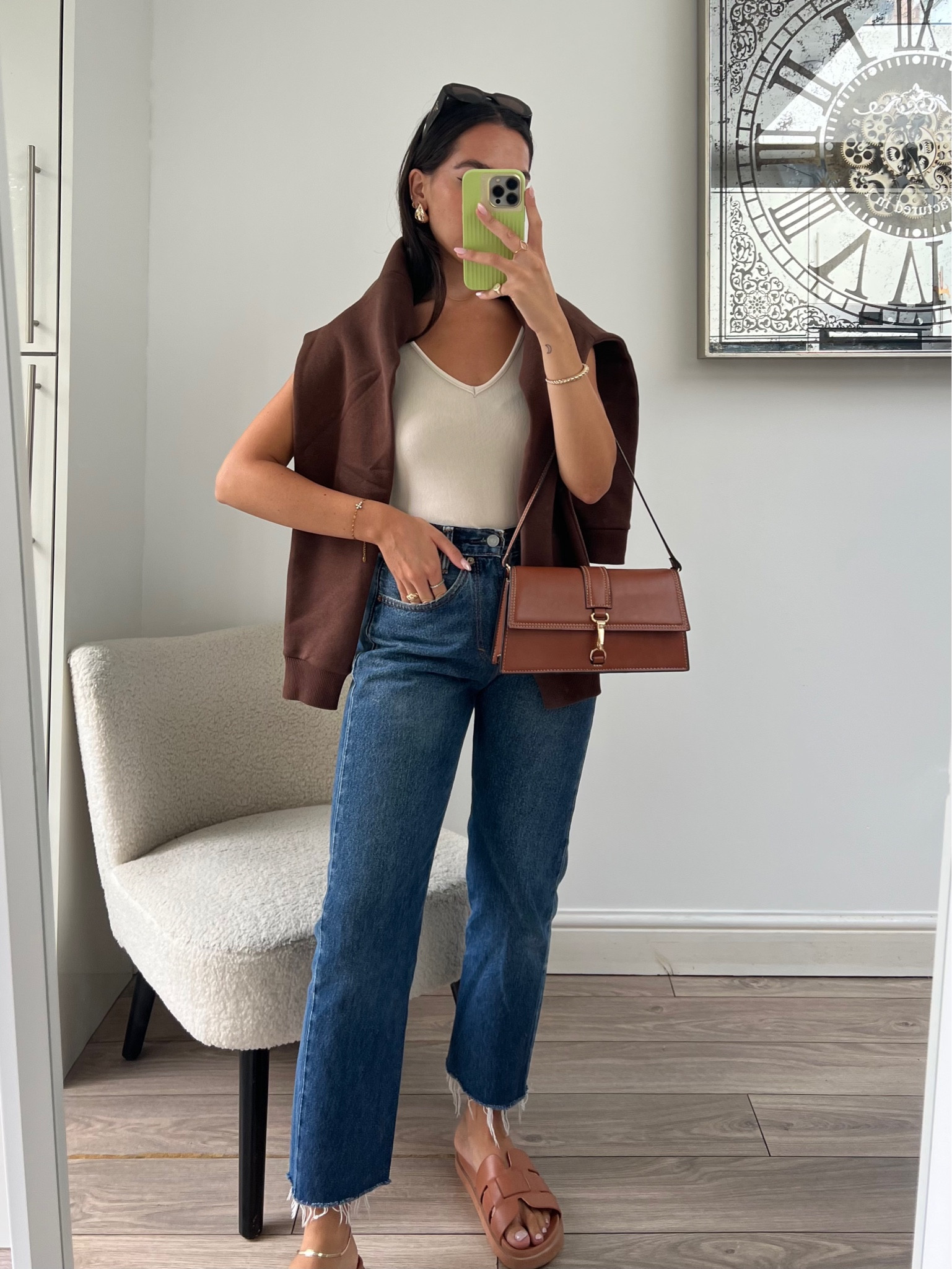 Brown outfit, brown sweater, new balance, beige vest, tan handbag, h&m bag, levis jeans, blue jeans, mom jeans, brown sandals, tan sandals, autumn outfit, casual outfit

#LTKeurope #LTKSeasonal #LTKstyletip