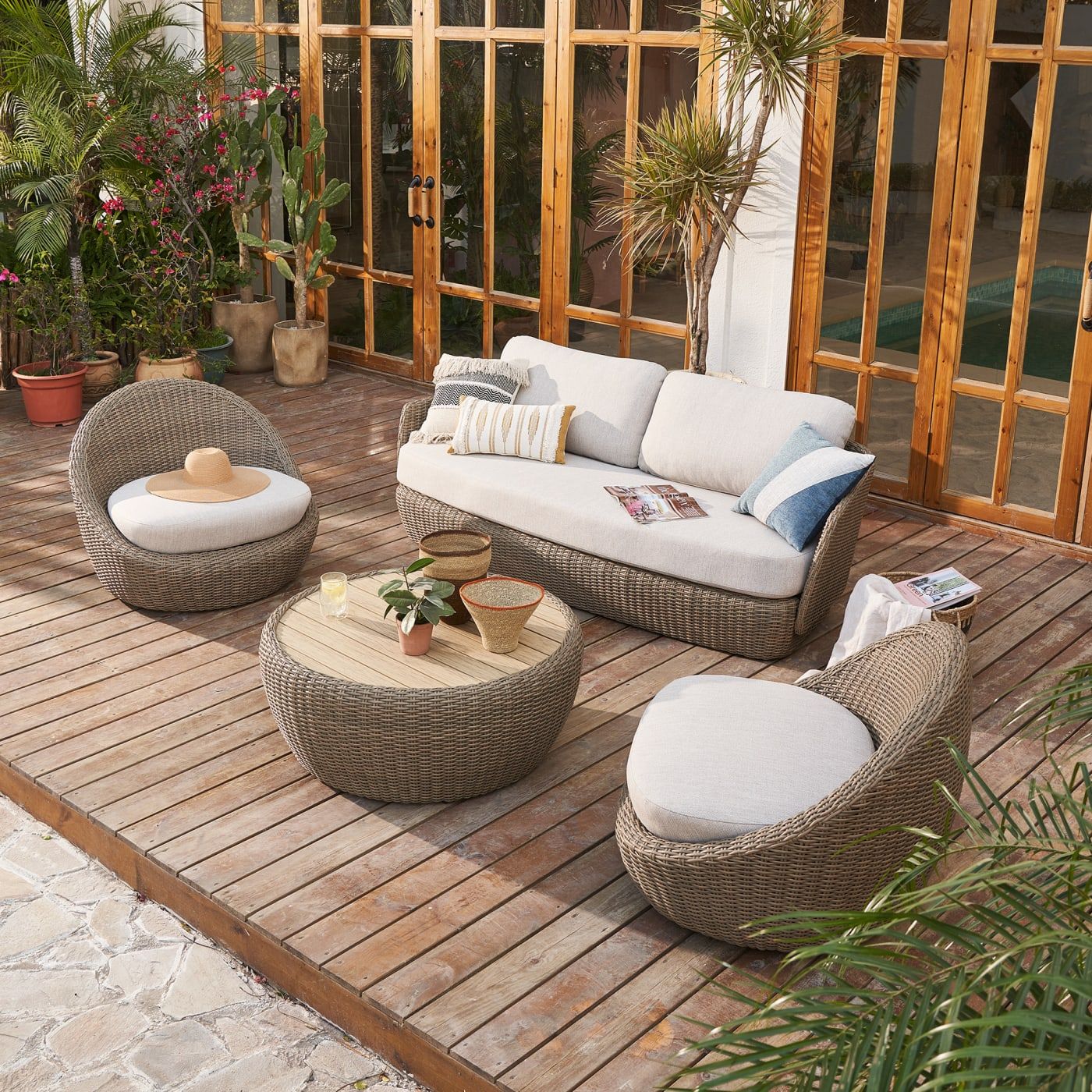 Malta Outdoor Build-Your-Own Lounge Set | Castlery | Castlery US