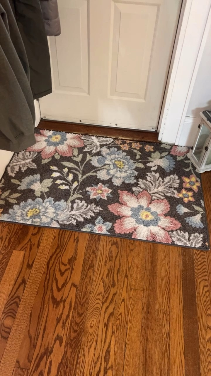 Sometimes you have to go outside your comfort zone though right? This size is 2’6 x 3’10 

#LTKFindsUnder50 #LTKHome #LTKSaleAlert