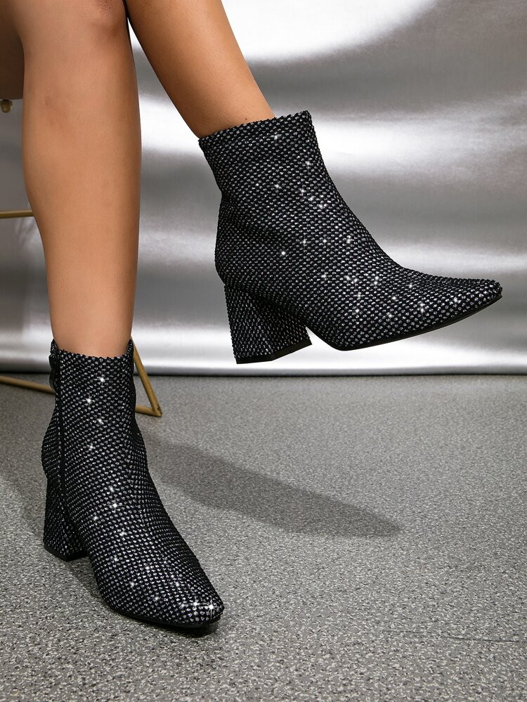 $15.25  
        $30.90
       
        -
      
      51%
            
        4.92
       
    ... | SHEIN