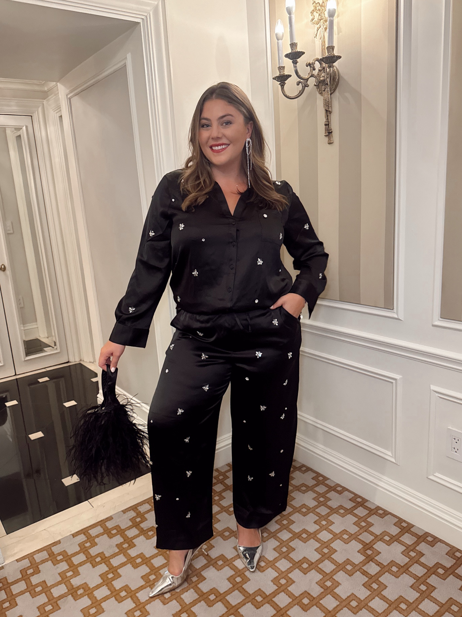 Matching set as a date night outfit — would be a great holiday outfit for a house party too! Wearing size XXL in both top & bottoms. 

#LTKMidsize #LTKHoliday #LTKStyleTip