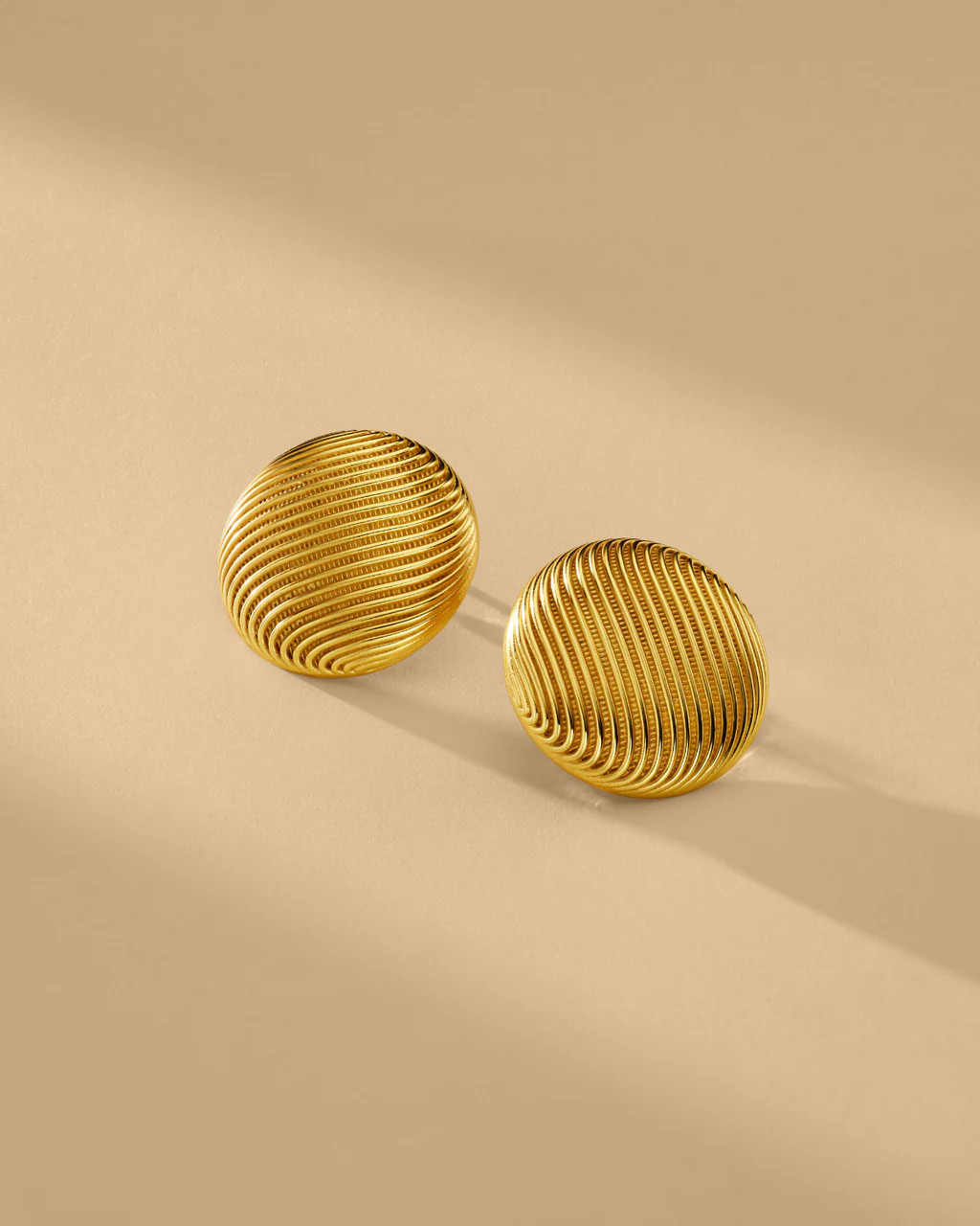 Reine | Aureum Collective