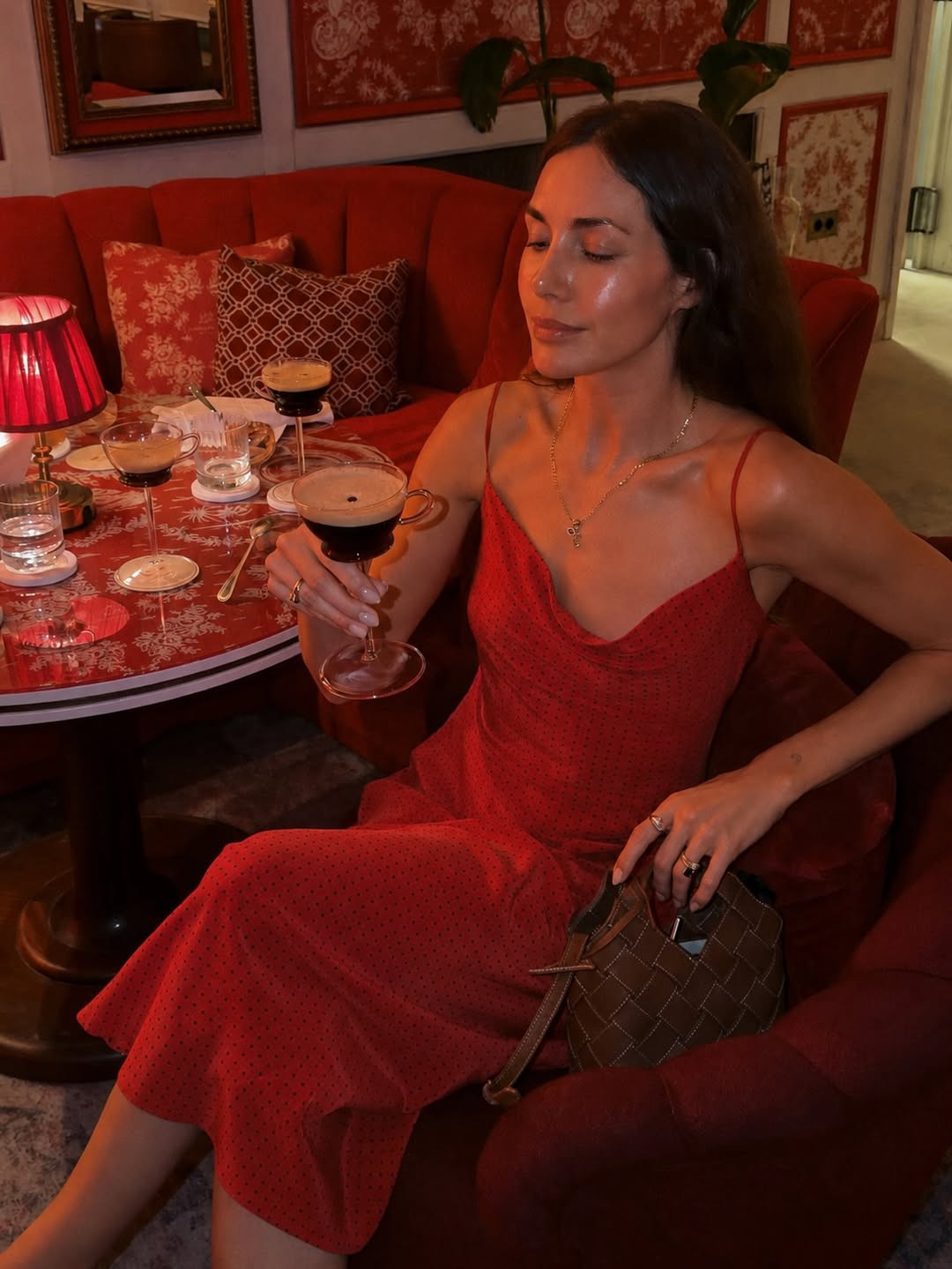 Pops of red wherever I look 🌹💋🍷💃🏻🍓 

 #LTKdayinmylife #LTKootd #LTKTravel