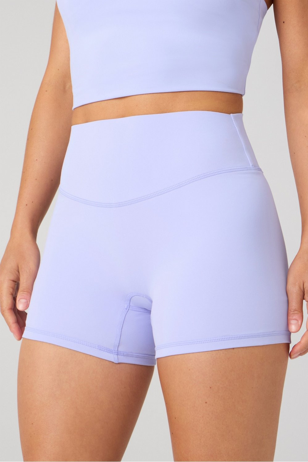The No-Seam PureLuxe TLC Short 4" | Fabletics