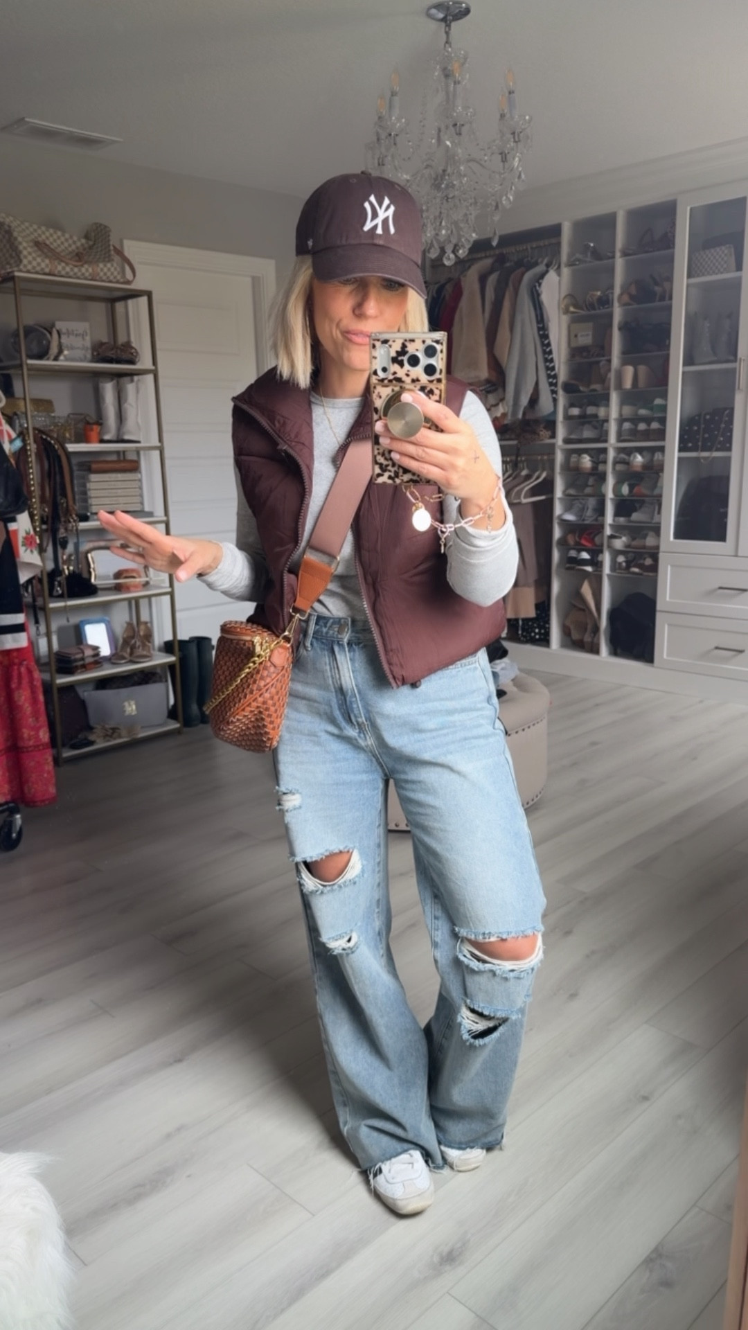 My OOTD! These jeans are so comfy I think I could sleep in them!!!
⬇️⬇️⬇️
Grey top small
Vest and jeans size medium 

#LTKootd #LTKSaleAlert #LTKmomlife