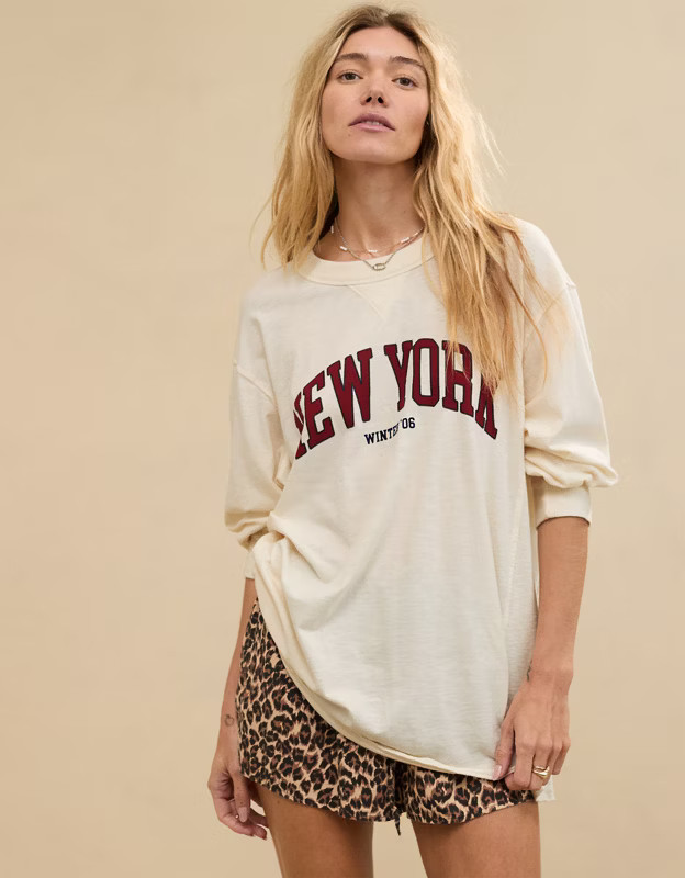 Aerie Cozy Long Sleeve Oversized Graphic Boyfriend T-Shirt | American Eagle Outfitters (US & CA)