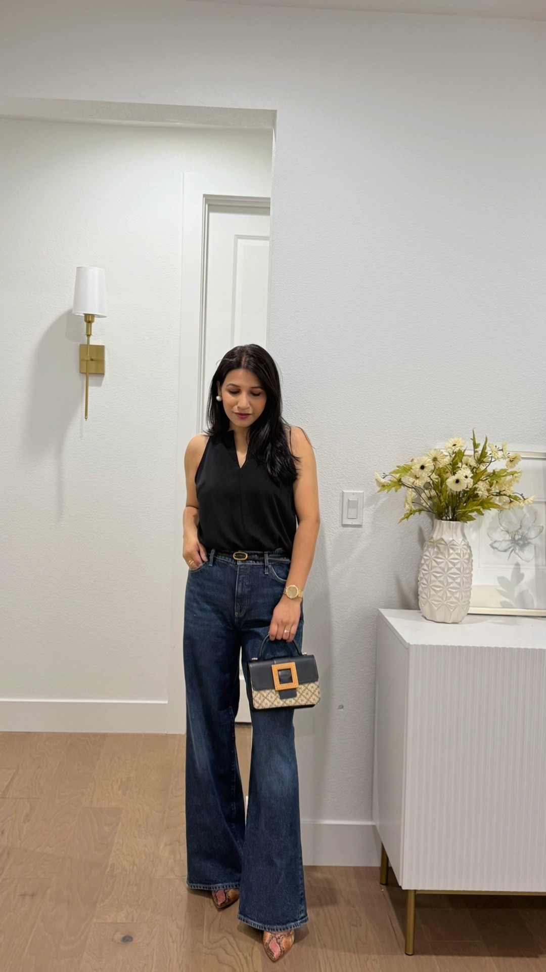 High waisted loose fit jeans for women from Express #expressclothing #baggyjeans #highwaistedbaggyjeans #loosefitjeans #straightlegjeans 

#LTKSaleAlert #LTKgrwm #LTKWorkwear