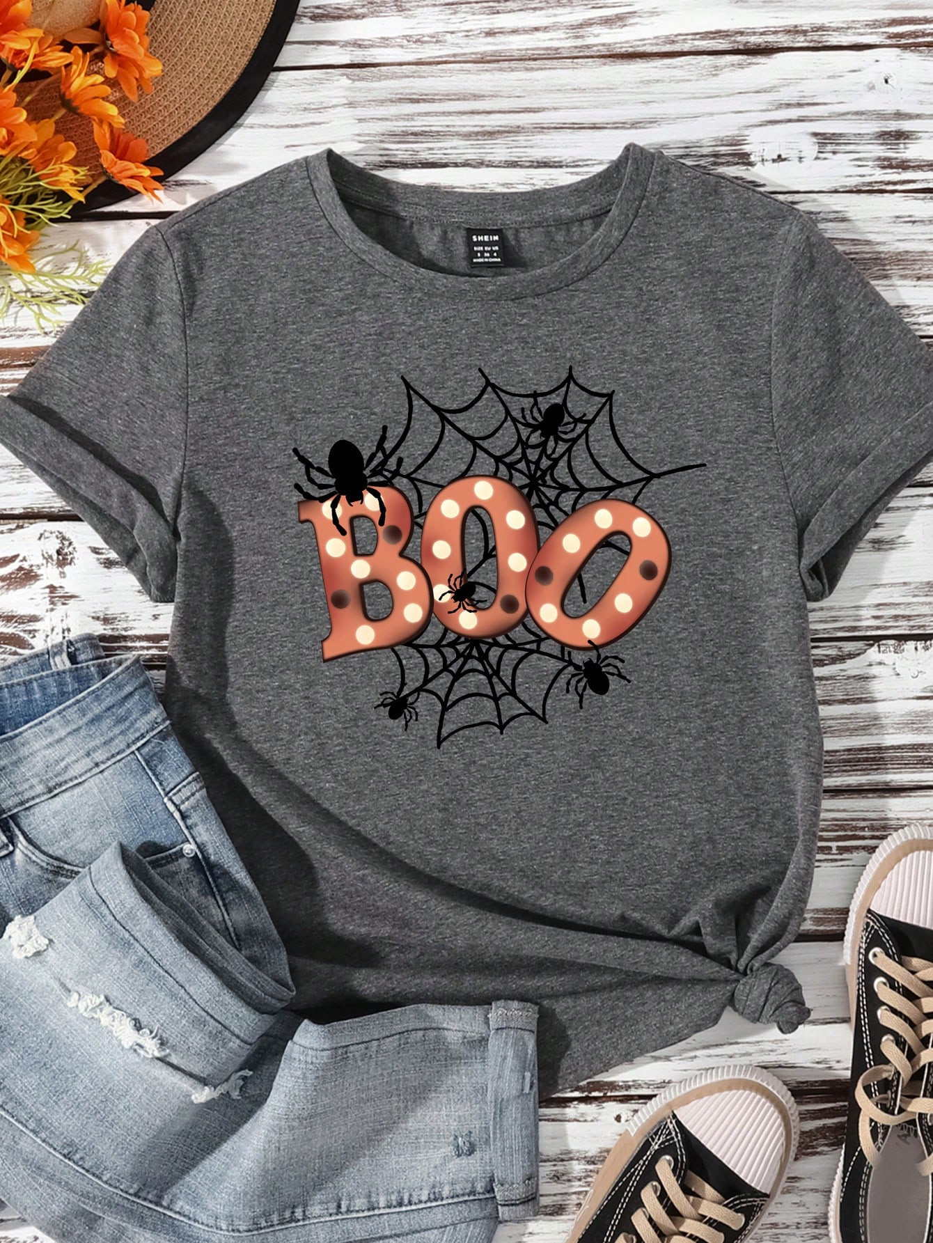 TrendsevoluSHEINSHEIN LUNE Halloween Casual Boo Slogan & Spider Web Pattern Round Neck Short Slee... | SHEIN