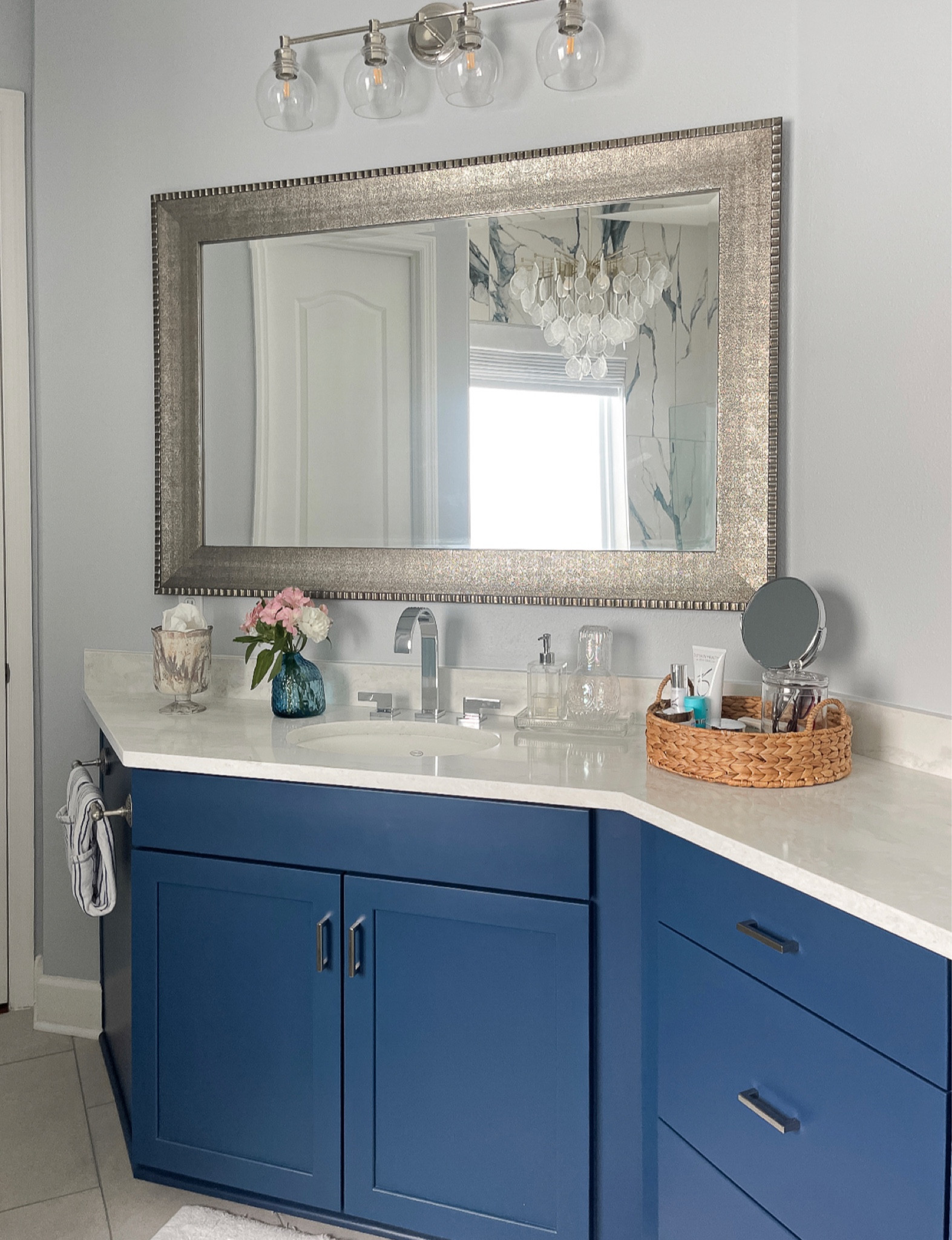 Blue, Coastal Master Bathroom

#LTKhome