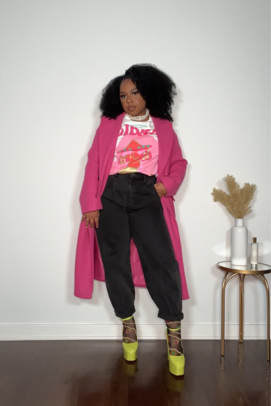 I love coats sm! I wanna be a coat!! 