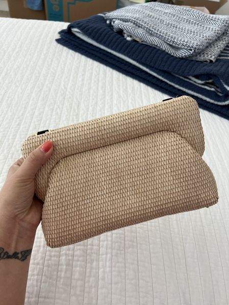 My FAVORITE clutch is on sale for $22
•you can hold it in hand, double the straps as a shoulder bag, or extend to one long crossbody strap!

Date Night, spring break, spring vacation, resort wear, girls night, clutch, purse, spring bag

#LTKsalealert #LTKstyletip #LTKfindsunder50