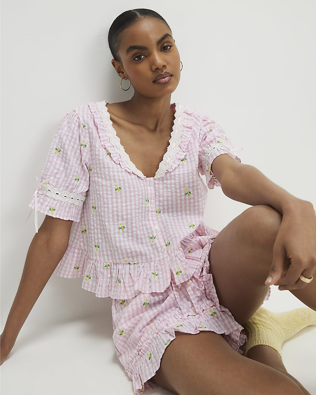 Pink Gingham Daisy Print Set | River Island UK & IE