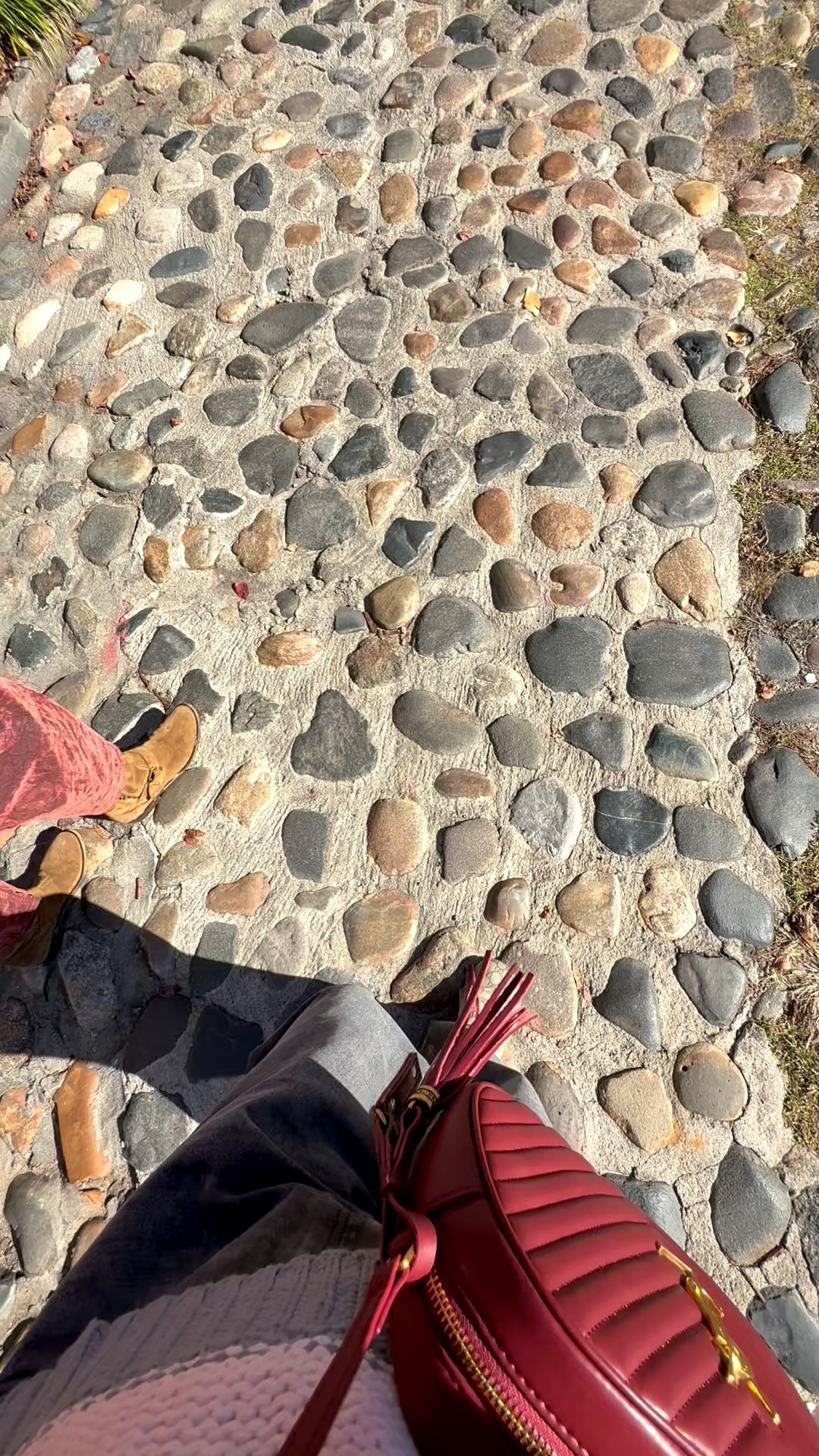 Cobblestone road🪨 super glad I wore my flats 🥿 


#LTKshoecrush #charleston #southcarolina  #thanksgivingtrip #familytrip #family #holiday 

#LTKCyberWeek #LTKdayinmylife