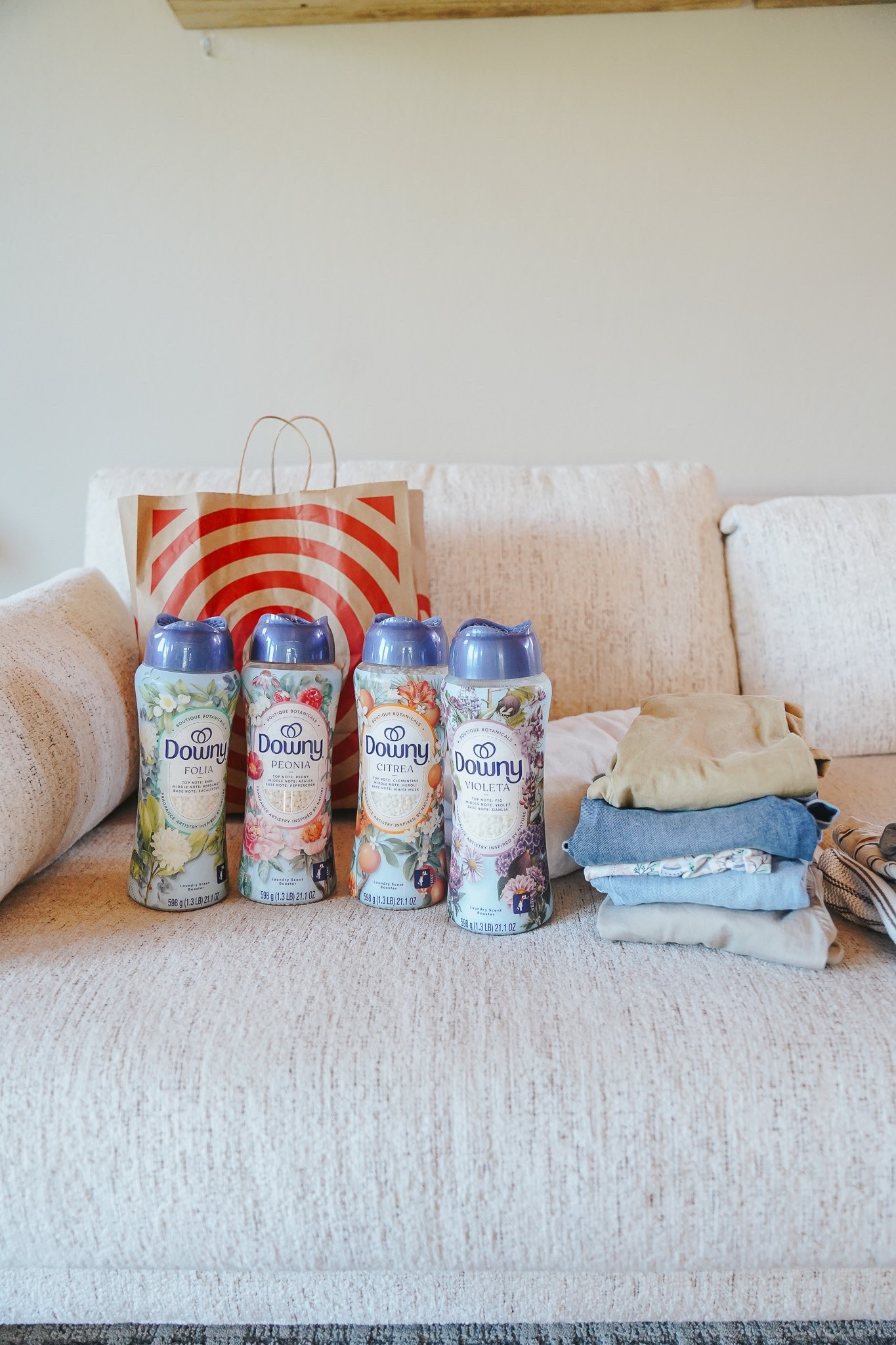 #ad One of my favorite little home upgrades lately 🤍
As a busy mom, I’m always looking for simple ways to make everyday routines feel a little more elevated, and these new Downy Boutique Botanicals Scent Booster Beads have genuinely been such a fun addition to our laundry routine 🌿

The Violeta scent from @target smells SO fresh and luxe, and I love that the fragrance lasts on towels, bedding, workout clothes… everything 🧺✨

Linking them here because if you love a cozy, fresh-smelling home as much as I do, you’ll definitely want to try these 🤍
#TargetPartner #Downy @downy @shop.ltk  #liketkit

#LTKHome #LTKmomlife