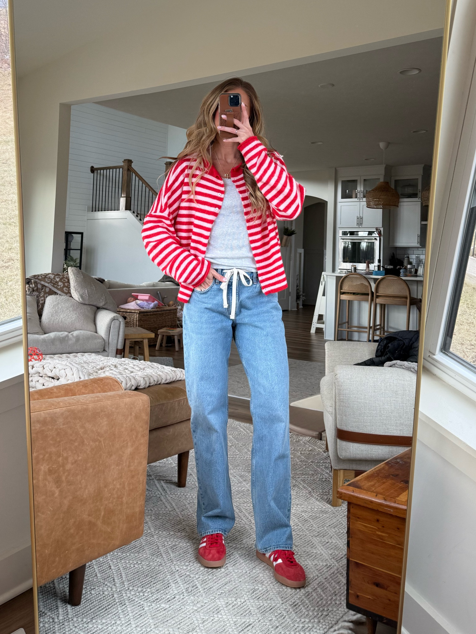 Small in tops
Size 26 long in jeans (sized down)