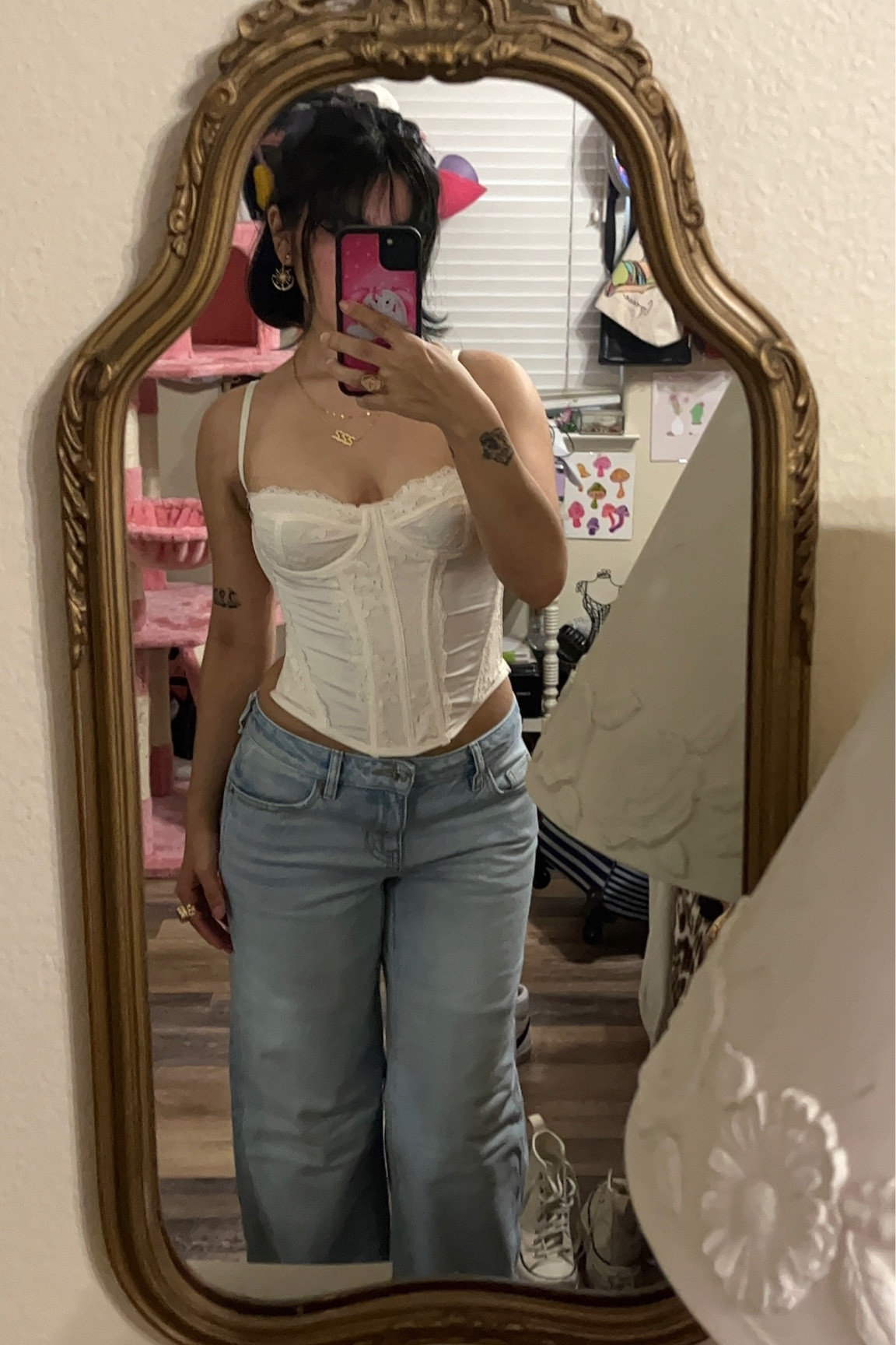 Jeans

#LTKstyletip #LTKU #LTKSeasonal