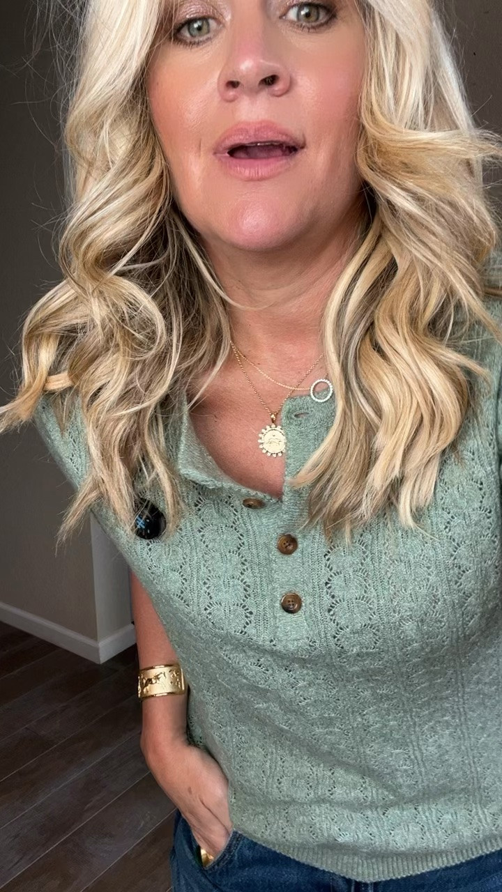 ✨Tap the bell, save and ❤️ start here over 40 fashion, midlife style, midsize fashion and luxury looks for less.  

Perfect transition to fall sweater. ⬇️Sizing information: large (size up if in between sizes.)

👑 Helping you look good, feel good.-Lindsey Denver   Check back daily for belly-friendly style, confidence, and Outfit Physics™.

#LTKOver40 #LTKMidsize #LTKPlusSize