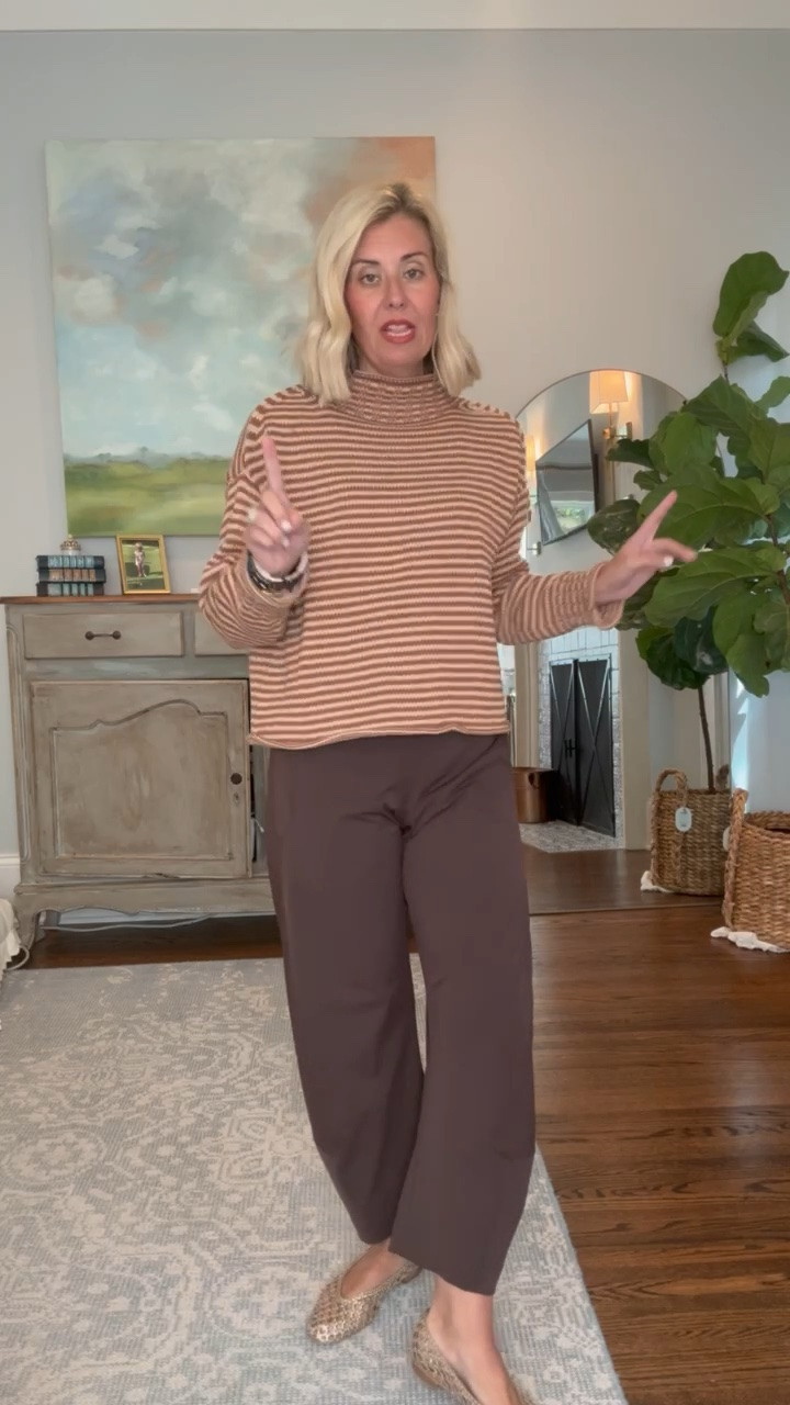 I’m a sucker for a stripe sweater and this one is a yes! 
Tank & Sweater - xs
Pants - 4P
Flats - 7.5 (sized 1/2 down)

*code Catherine20 at Allie + Bess

#LTKdayinmylife #LTKootd #LTKmomlife