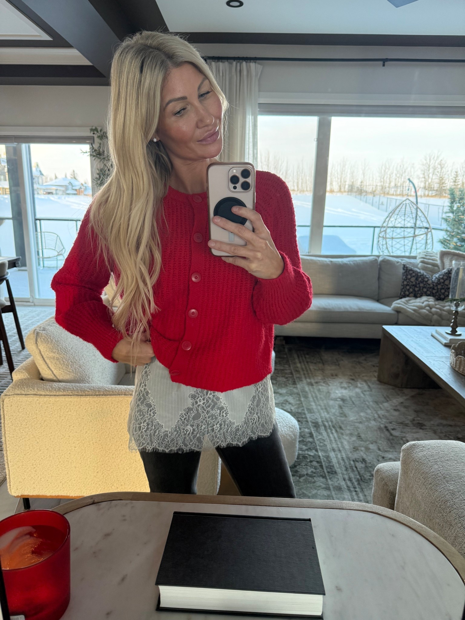 Lace tank westing size medium 

#LTKwinter #LTKstyletip #LTKcanada