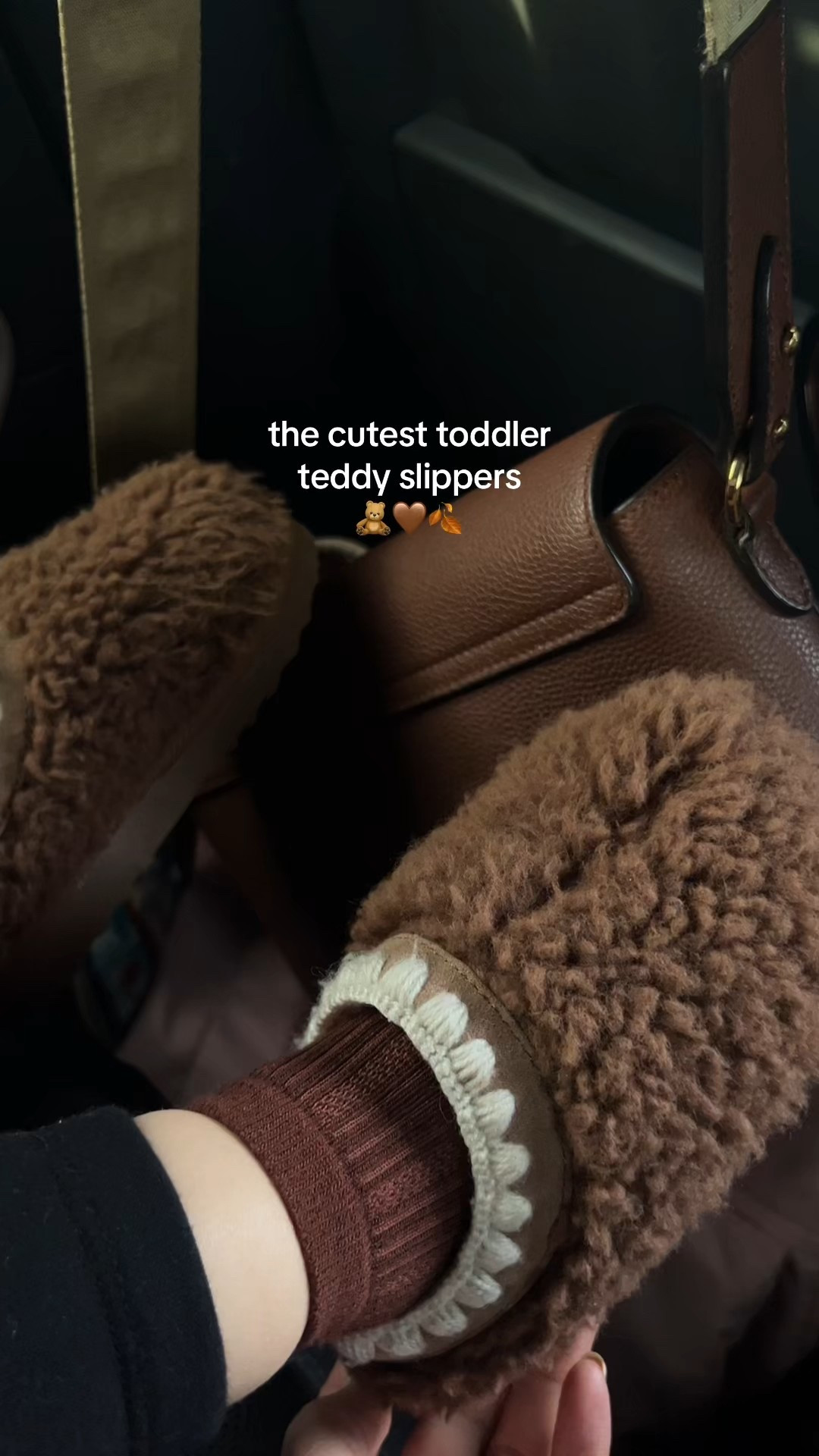 Cutest toddler teddy slippers 🤎

#LTKKids #LTKGiftGuide #LTKFindsUnder100