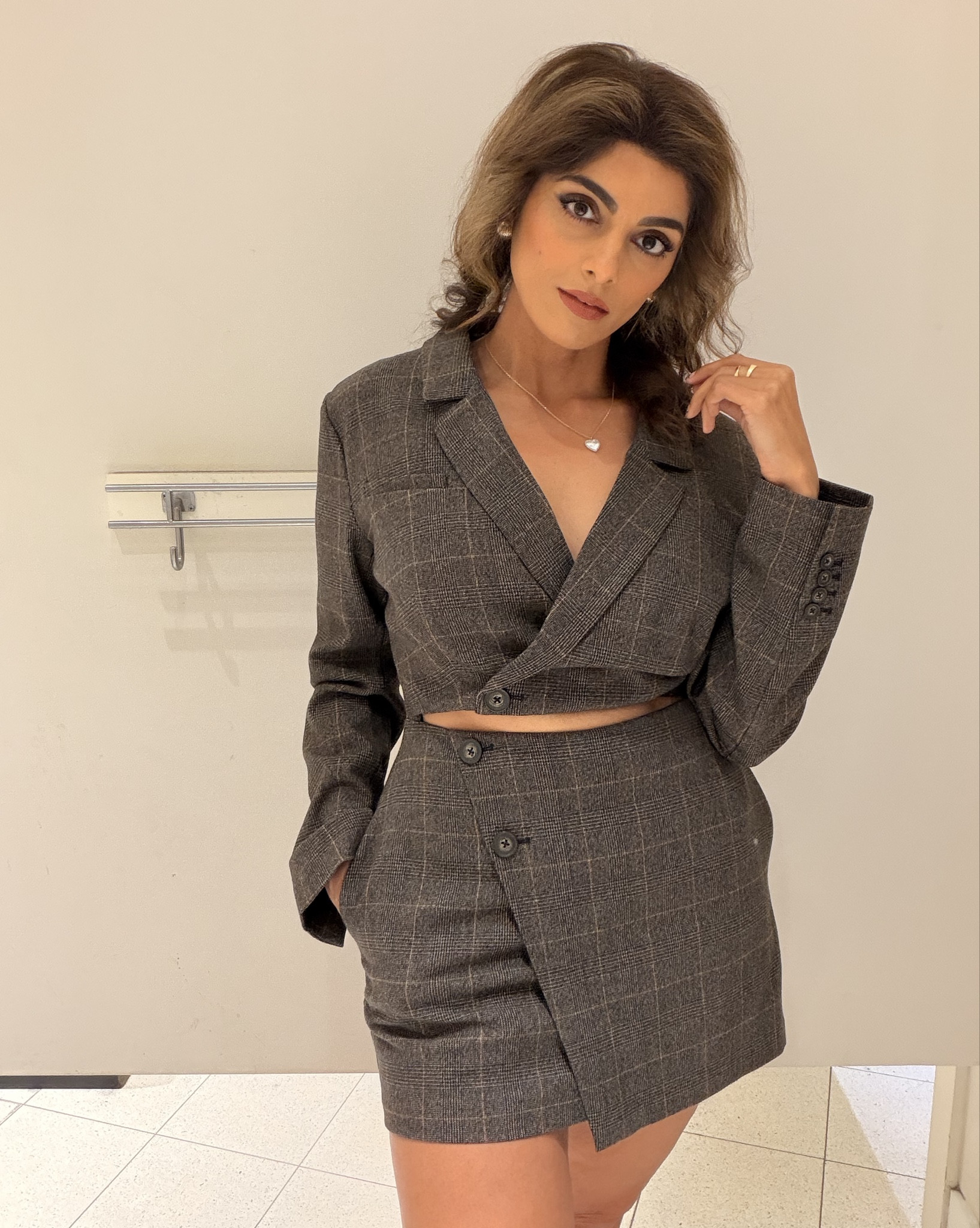 Plaid cut out one piece blazer romper
Size up
Wearing medium 