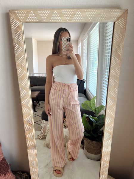 Amazon striped pants  ✨ wearing a size medium pants (sized up one)

Amazon fashion | look for less | striped pants | summer style 
 


#LTKStyleTip