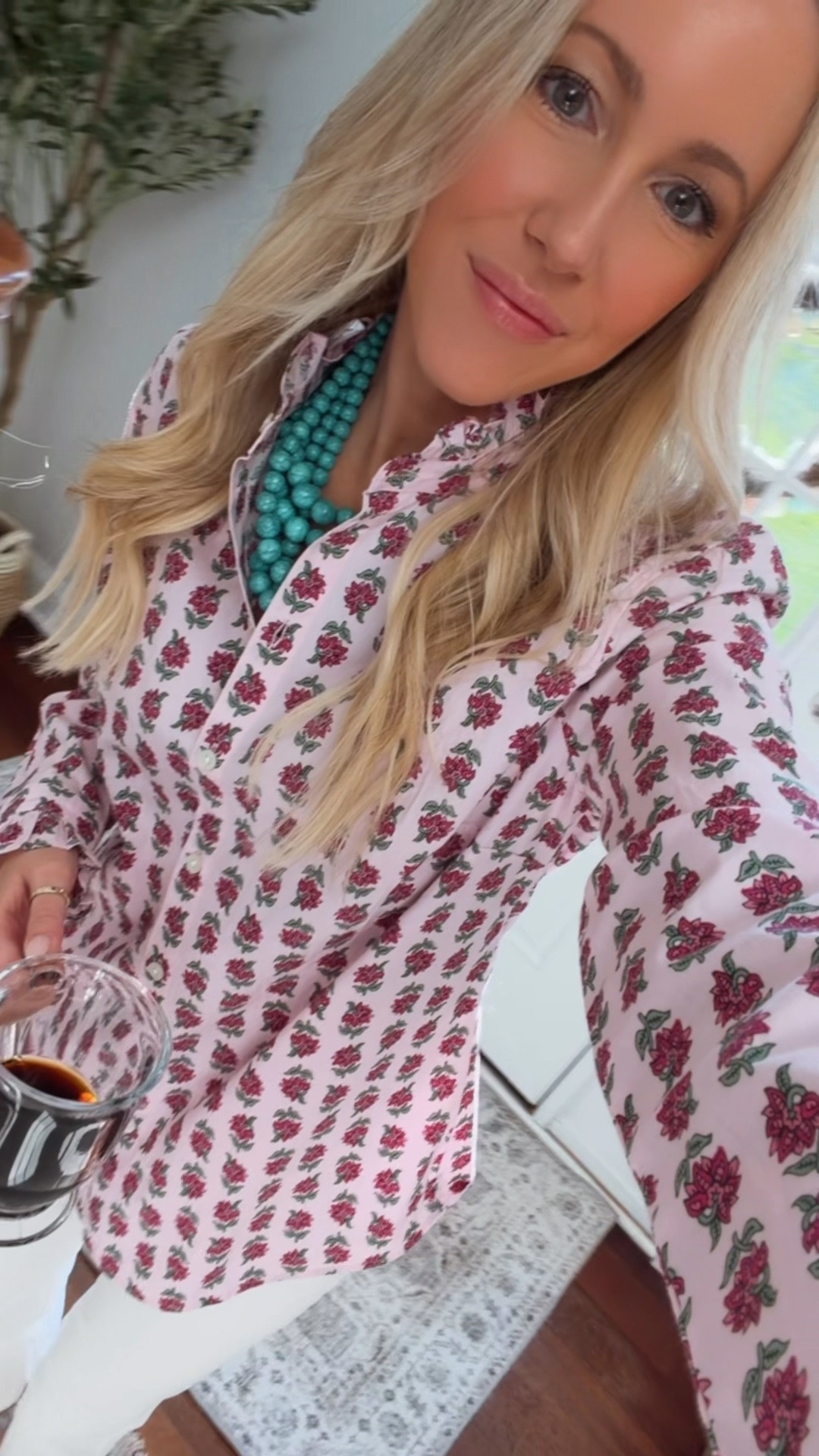 Easter brunch ootd! Love this floral button down from JCrew factory! And these straight leg white denim are so perfect for spring! Perfect spring  outfit for work! @jcrew  

#LTKSaleAlert #LTKootd #LTKWorkwear