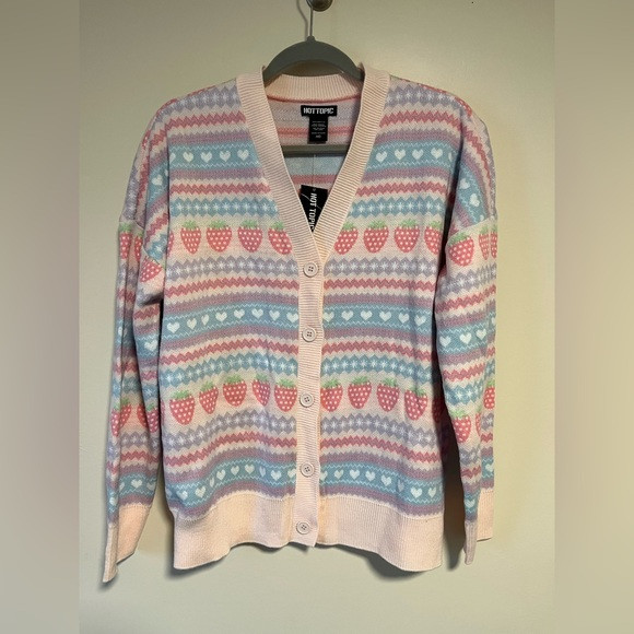 Nwt hot topic fair isle strawberry sweater medium m | Poshmark