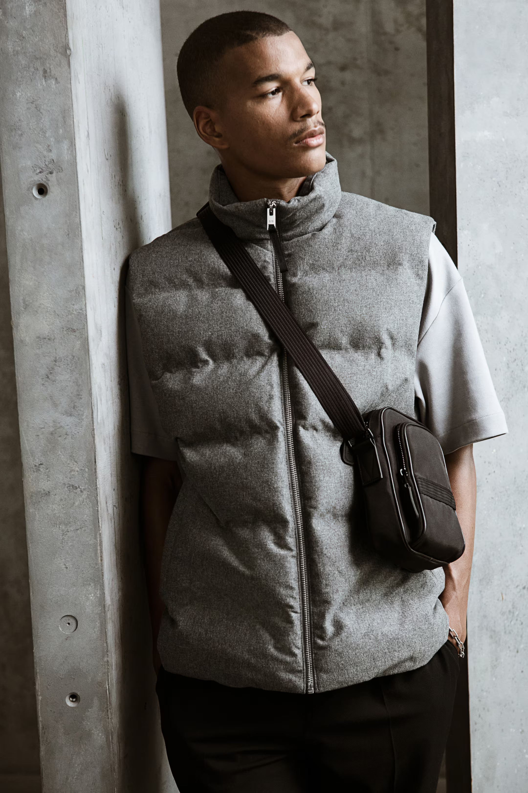 Regular Fit Water-Repellent Puffer Vest | H&M (US + CA)