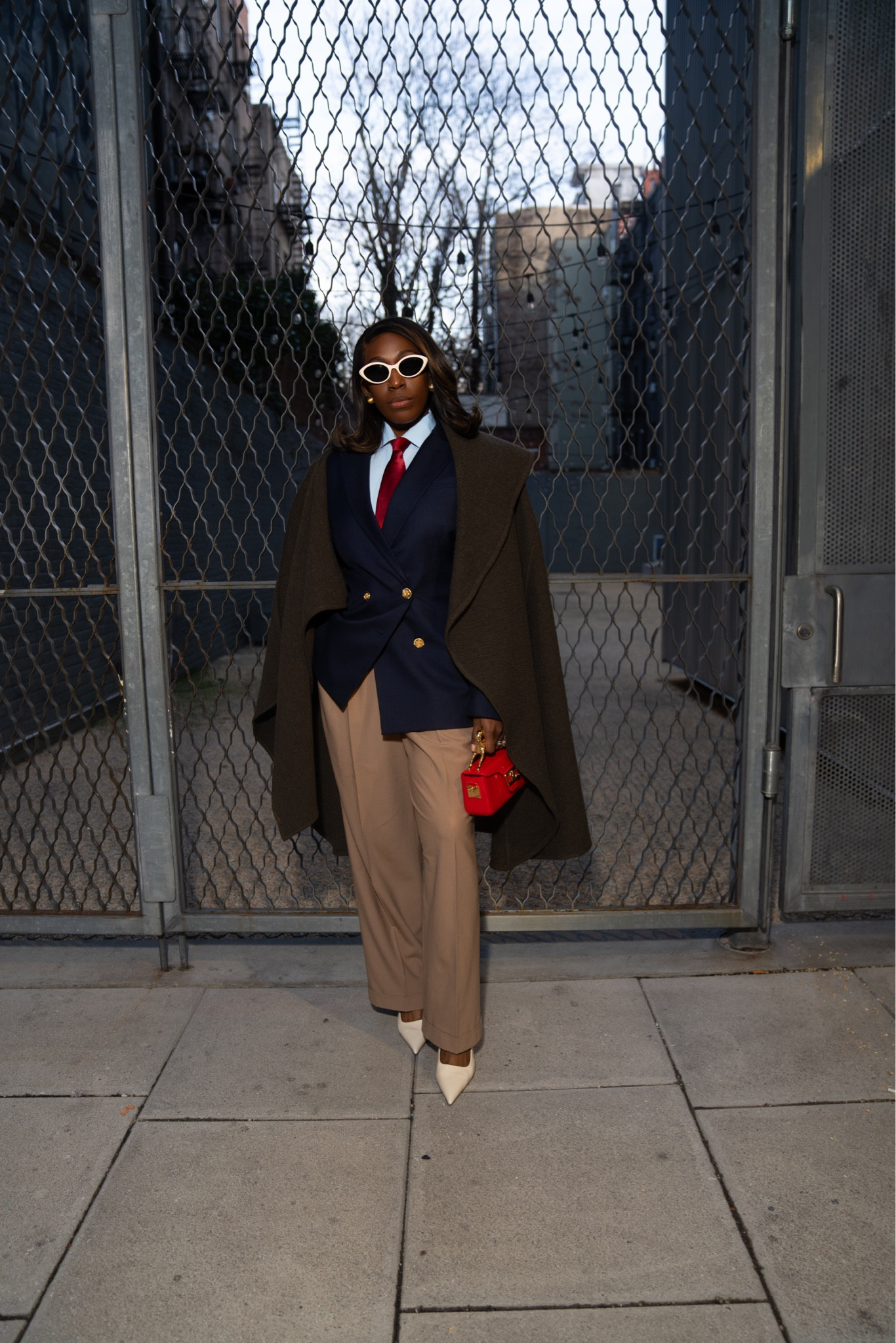 Day 1 of NYFW : @simkhai put on a stunning show! The videos don’t even do the details justice. And I couldn’t leave New York without stopping by @alexisbittar visual presentation, the new designs are absolutely beautiful! 

NYFW 2025, ootd, outfit ideas, New York Fashion Week, PFW, Personal style > trends, What to wear, Fashion inspo, creative outfit ideas, street style , blazer , tie , suit workwear



#LTKWorkwear #LTKSaleAlert #LTKMostLoved