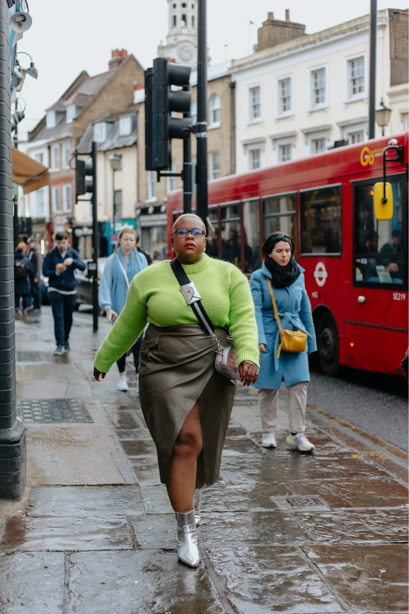 On my recent trip to #London, I wanted to challenge myself to create looks featuring leather pieces. When I saw this skirt I knew I had to have it! I had never worn anything like it and l was smitten with the wrap detail! See more visuals with this look on my IG feed, @my_aura_style . 