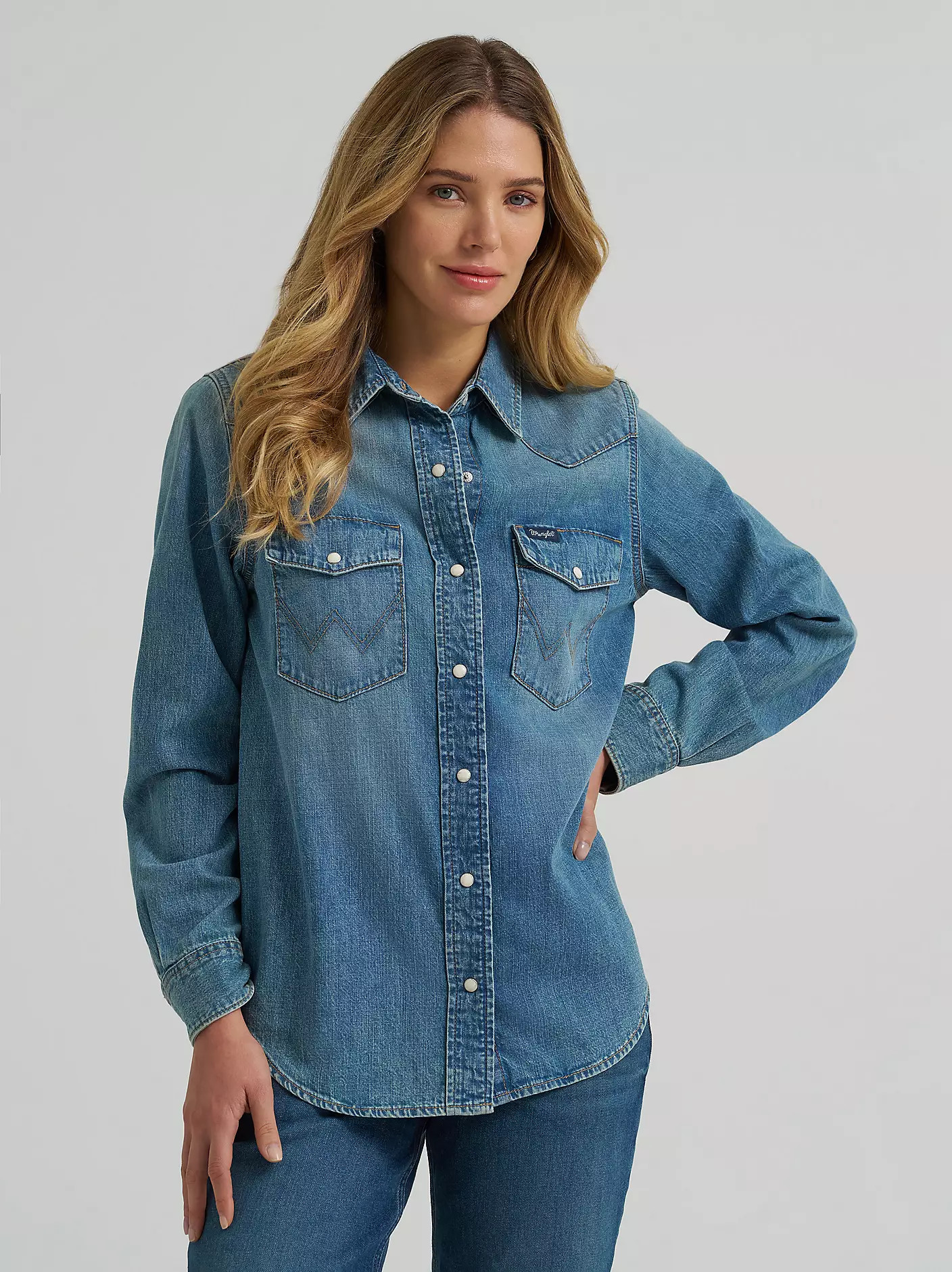 Women's Wrangler Iconic Western Snap Denim Shirt | Wrangler