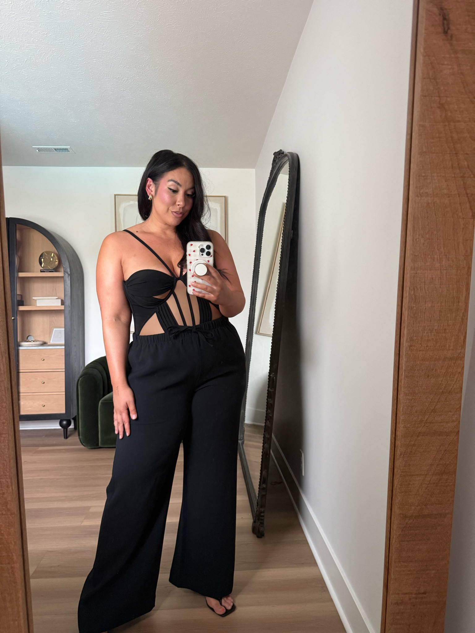 Size xl pant 
Size large corset

#LTKgrwm #LTKootd #LTKMidsize