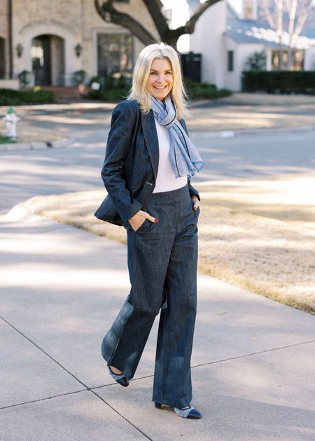 Dressy casual way to style a pant suit! Size S/6

#LTKworkwear #LTKover40 #LTKstyletip