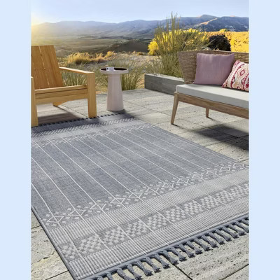 Unique Loom Eco Bohemian Indoor Outdoor Collection Area Rug (2'  x 3' 1" Rectangle Cool Gray/Ivory) | Target