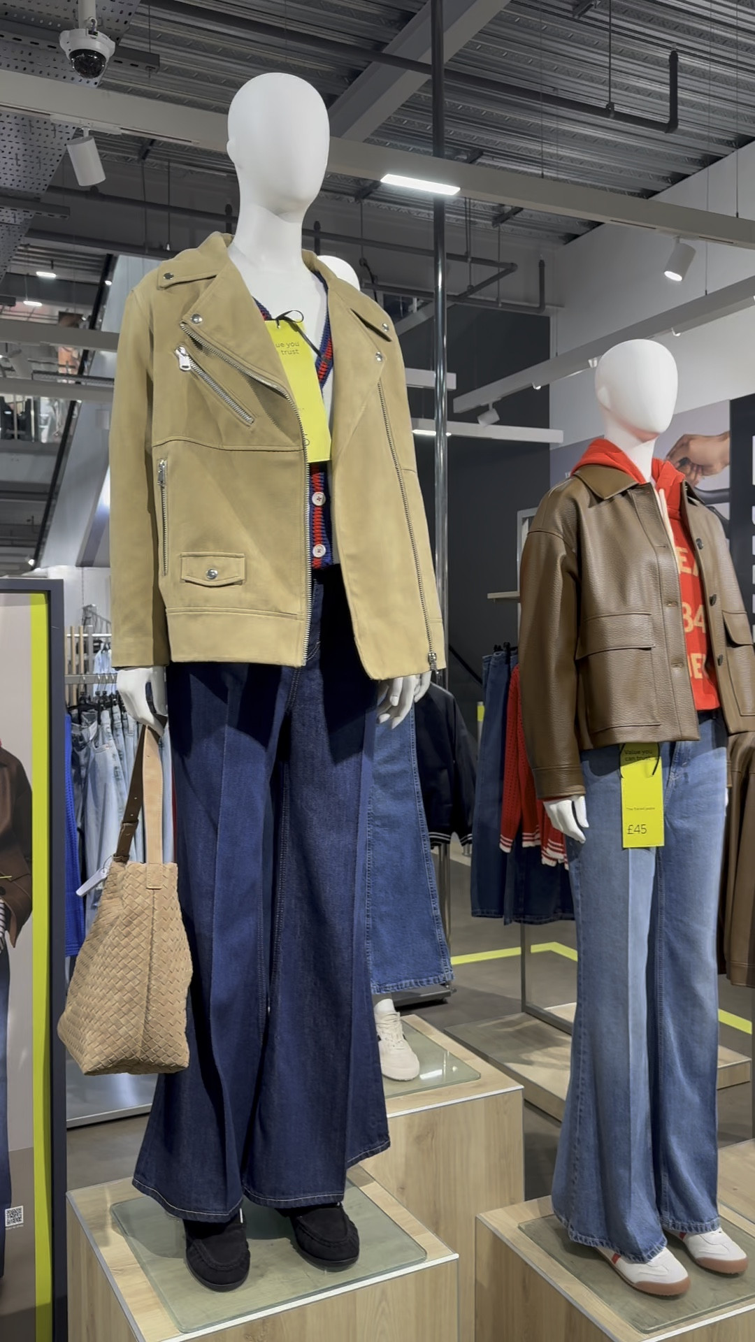 Come shopping with me at Marks and Spencer to see whats new! There are some perfect transitional pieces from jackets and knitwear to those viral suede loafers that keep selling out

#LTKFashionMonth #LTKuk