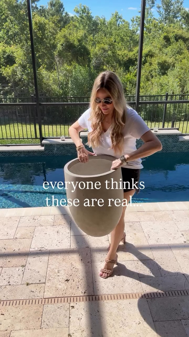 Everyone thinks these are real! These Amazon UV resistant Bougainvillea trees  are so beautiful and unique✨

#LTKHome