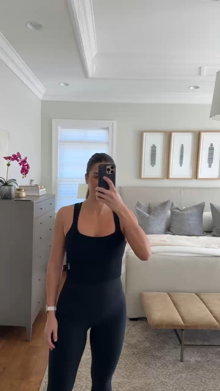 Such a good staple tank!

TTS: M/L

FP movement tank, workout outfit, workout tank, fp, fp movement, workout outfit inspo, fitness, gracewhitefit, Grace white

#LTKfitnessgoals #LTKootd #LTKmomlife