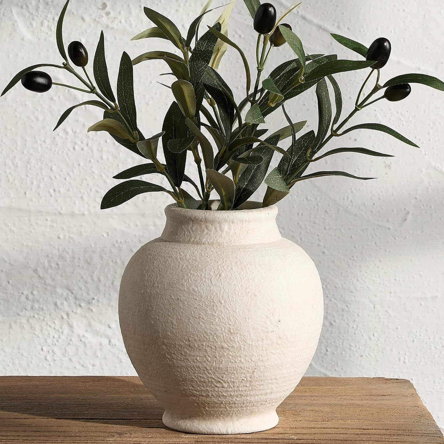 Ceramic Rustic Farmhouse Vase, Small Flower Vase Decorative Vase Short Pottery Vases for Home Dec... | Amazon (US)